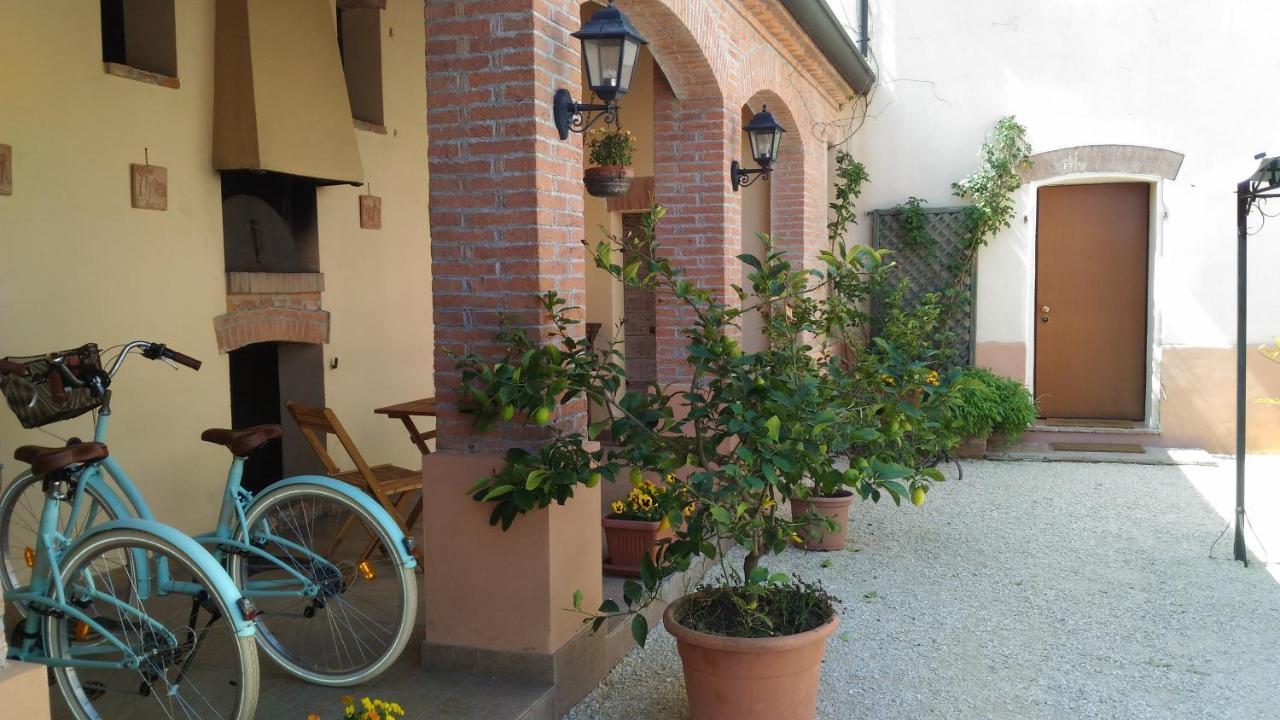 B&B Casa Manuela Мантуя Экстерьер фото