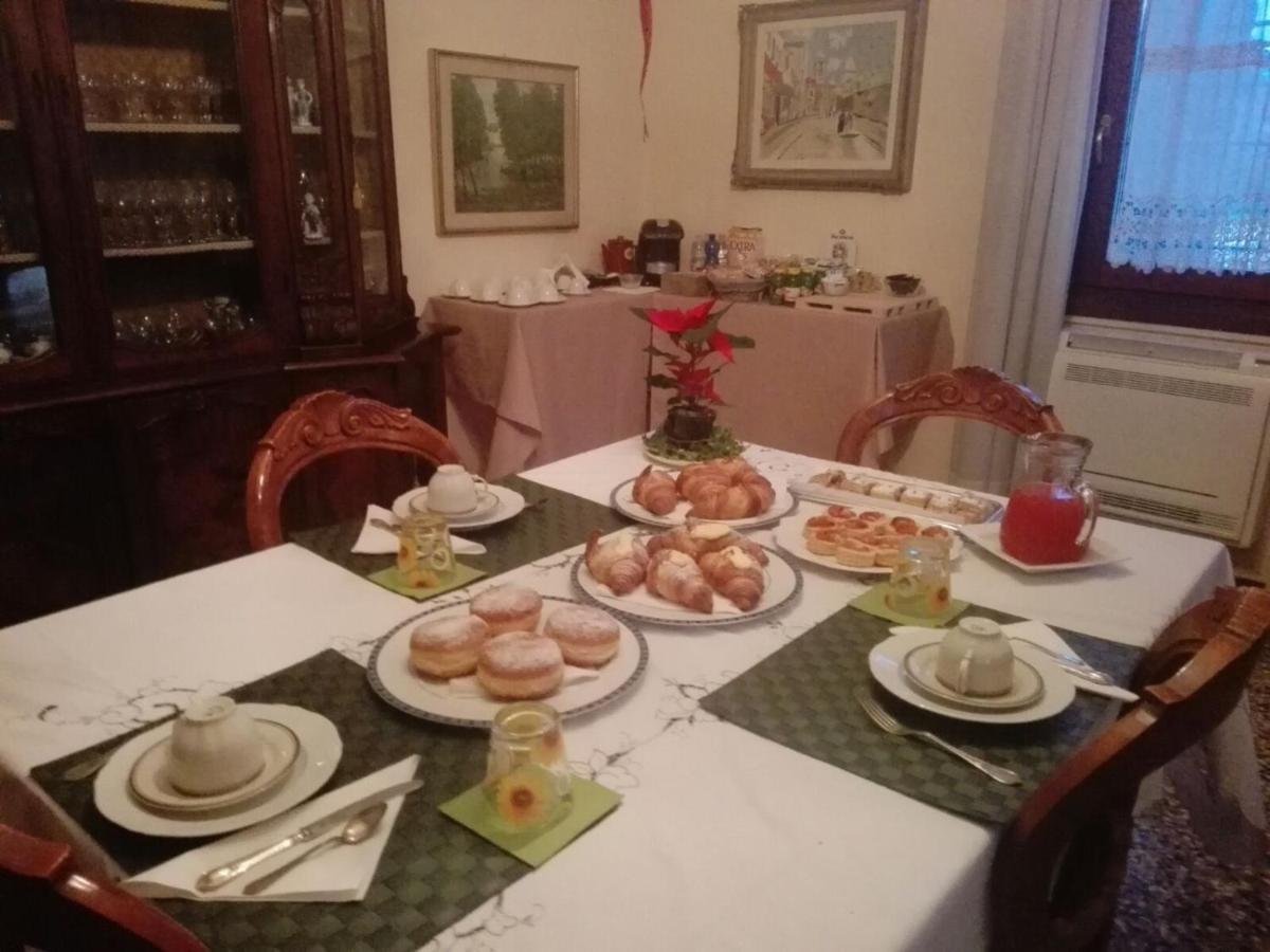 B&B Casa Manuela Мантуя Экстерьер фото