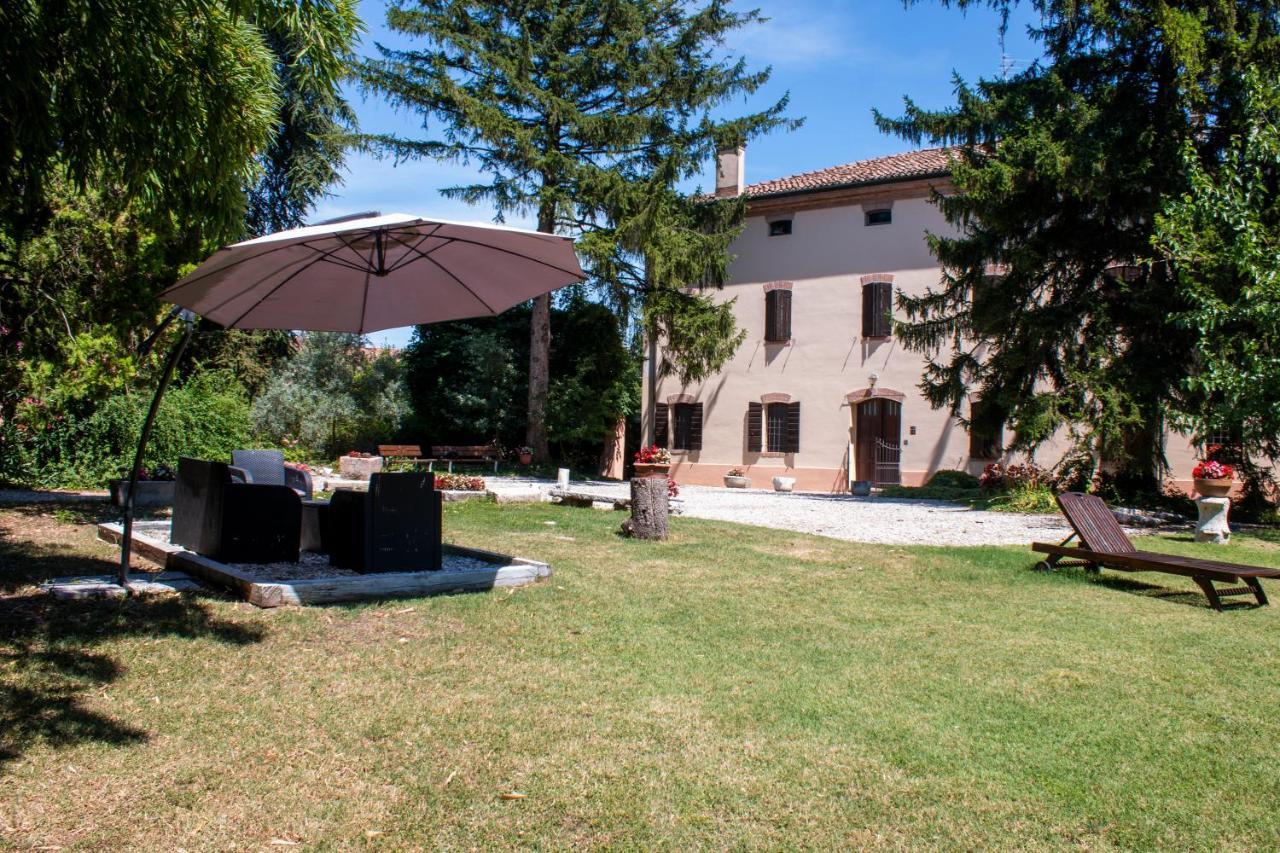 B&B Casa Manuela Мантуя Экстерьер фото