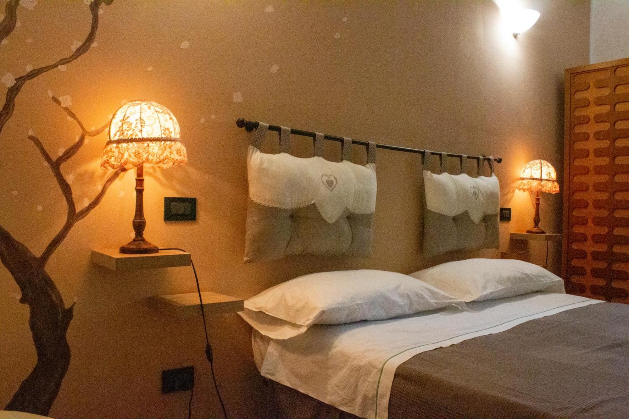 B&B Casa Manuela Мантуя Экстерьер фото